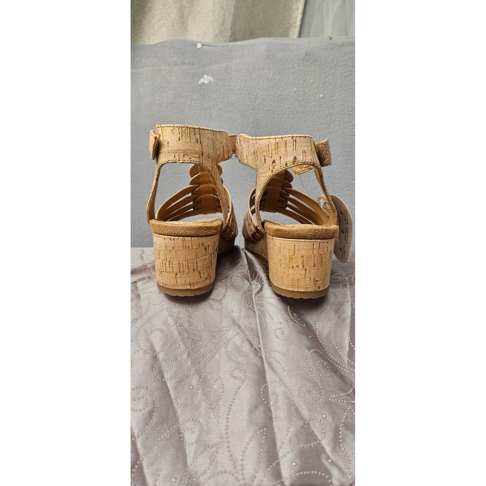 NEW BareTraps Cork Wedge Sandals in Natural Tan - Picture 7 of 8
